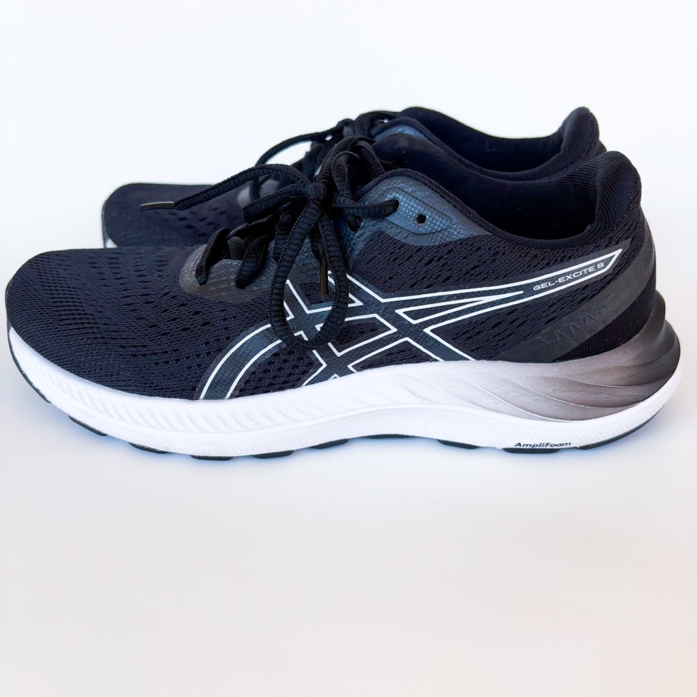 ASICS Gel-Excite 8 Woman’s Running Shoes Size 6 Black